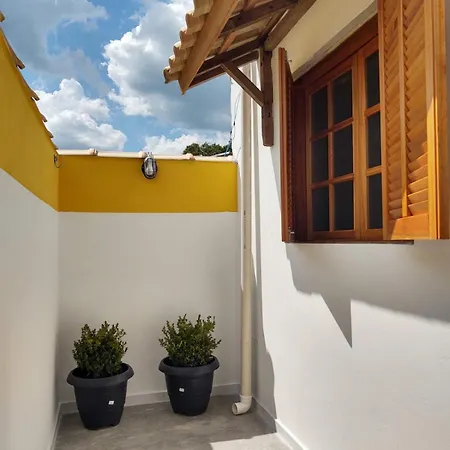 Casa De Tijolinho Hospedagem Apartment Cunha Exterior photo
