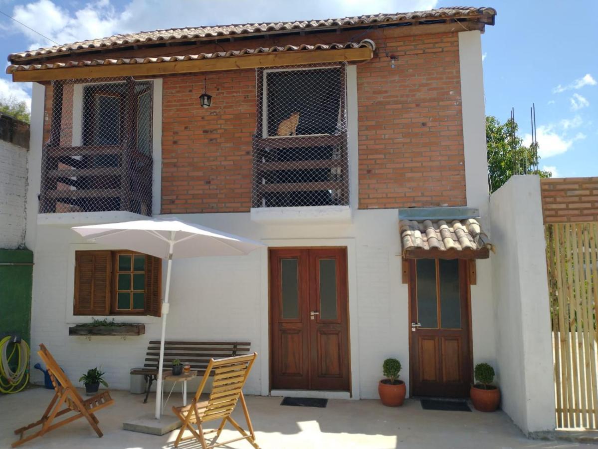Casa De Tijolinho Hospedagem Cunha